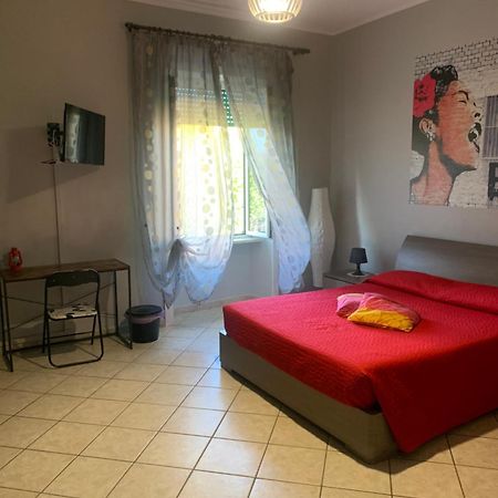 Casa Vacanze La Stazione Bracciano  Exteriör bild