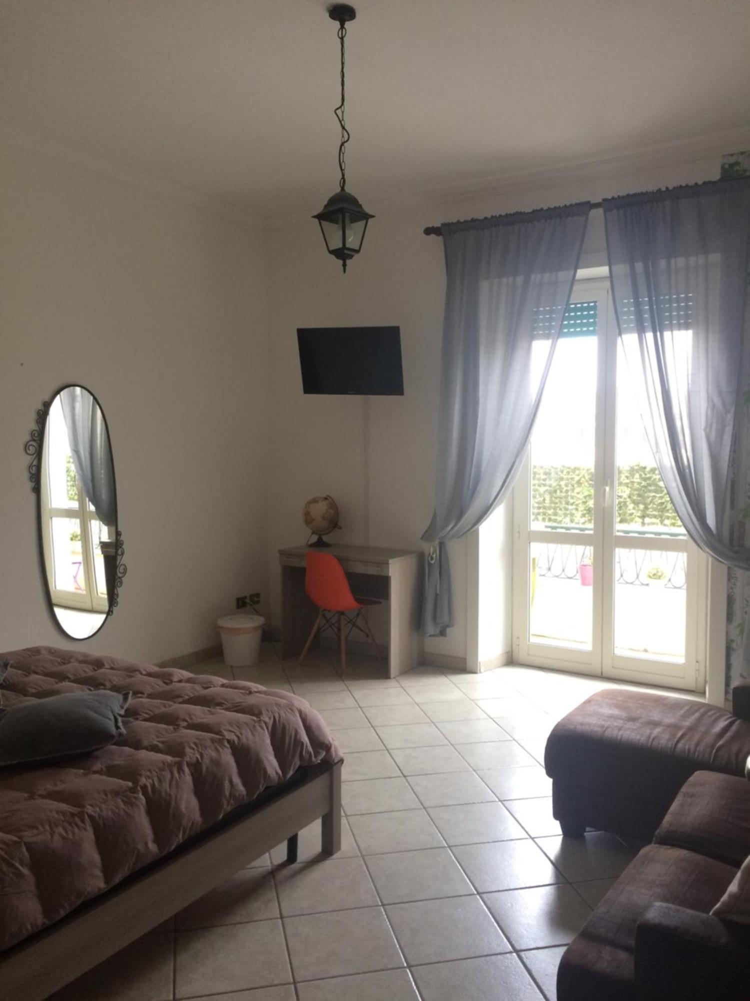 Casa Vacanze La Stazione Bracciano  Exteriör bild