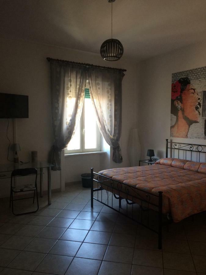 Casa Vacanze La Stazione Bracciano  Exteriör bild