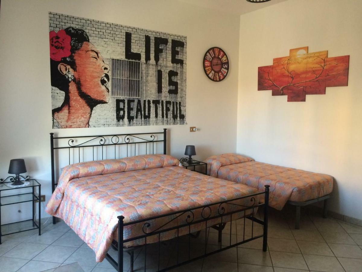 Casa Vacanze La Stazione Bracciano  Exteriör bild